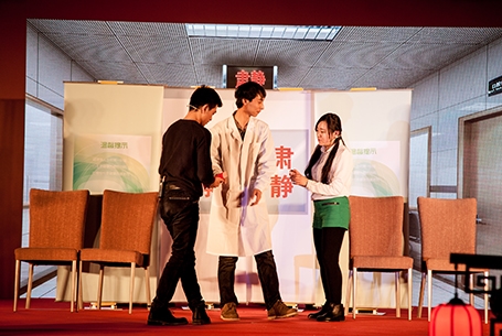 适合公司年会的节目_公司年会游戏节目_适合程序员的年会节目